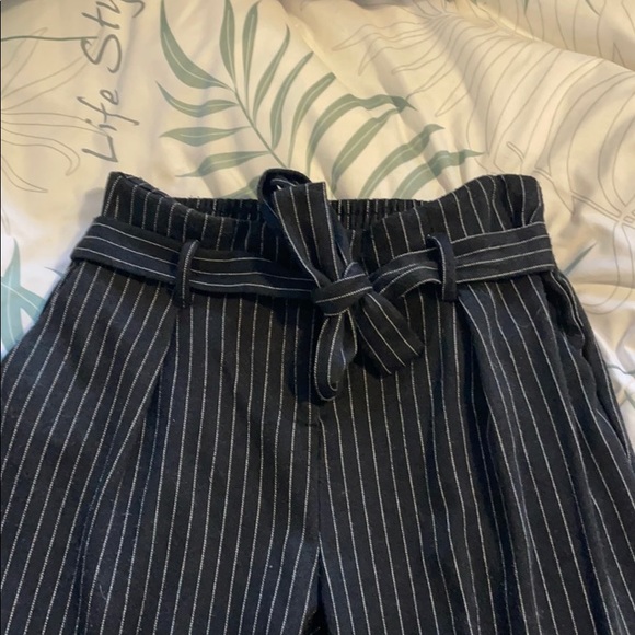 Dress pants - Picture 2 of 3